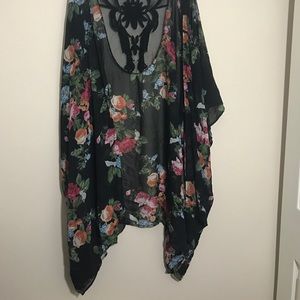 Black Floral Lace Back Kimono